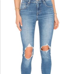 Levi’s 721 High Rise Skinny Jeans 💥